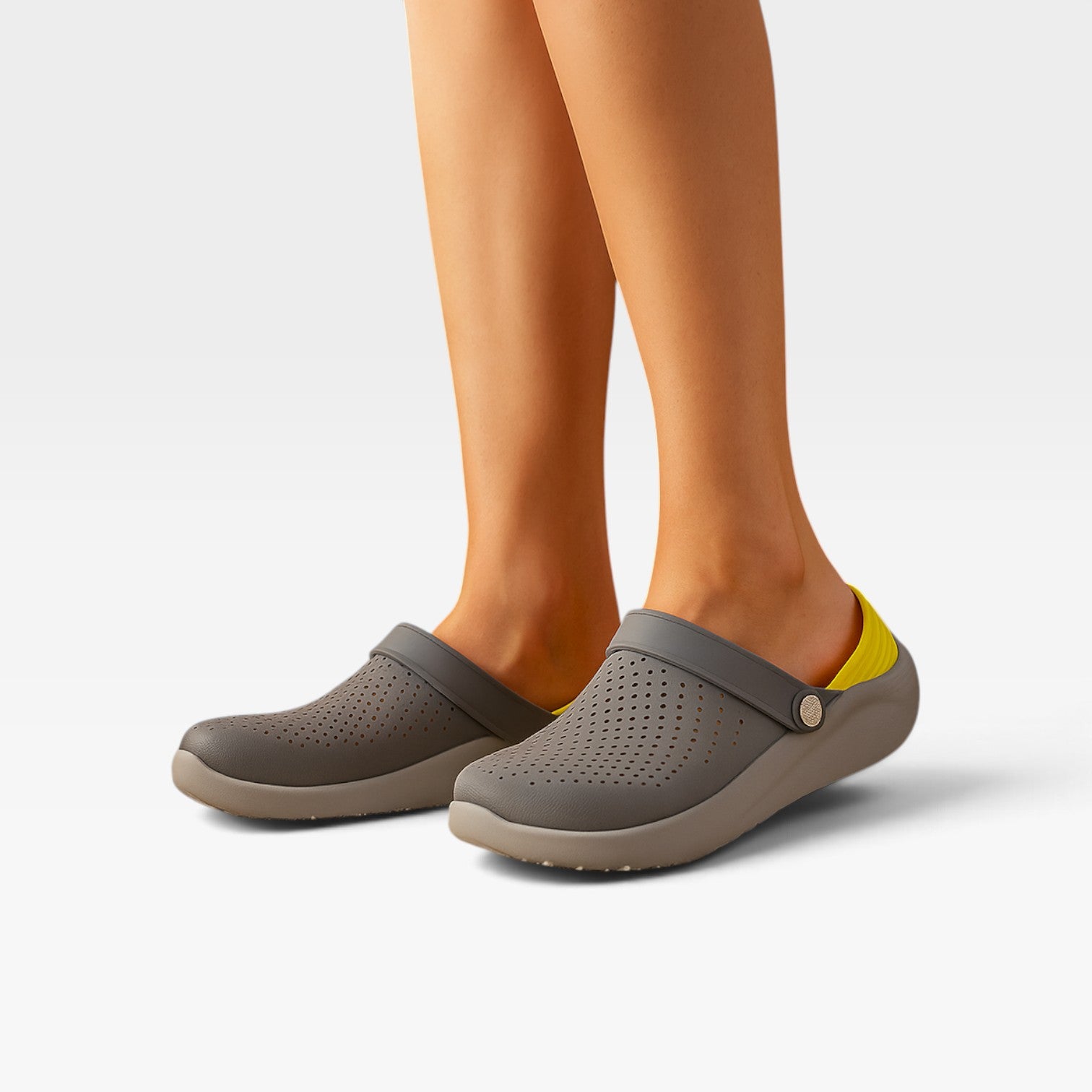 Ventilated Clog Sandals, Cushioned Adjustable Ankle Strap