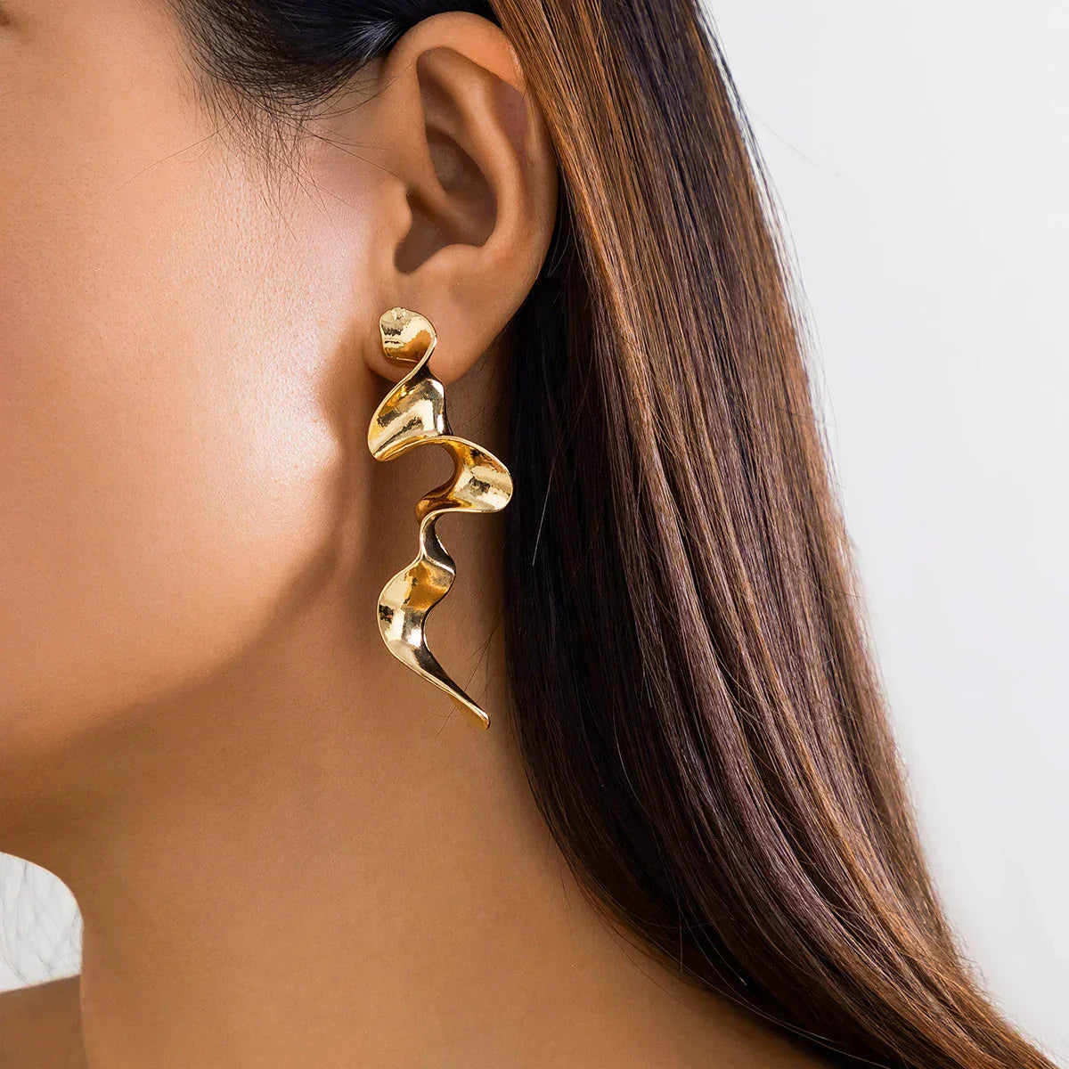 Aria Twisted Earrings