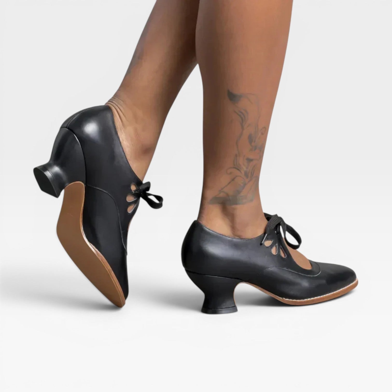 Lace Up Leather Look Pumps, Low Heel Vintage Shoes