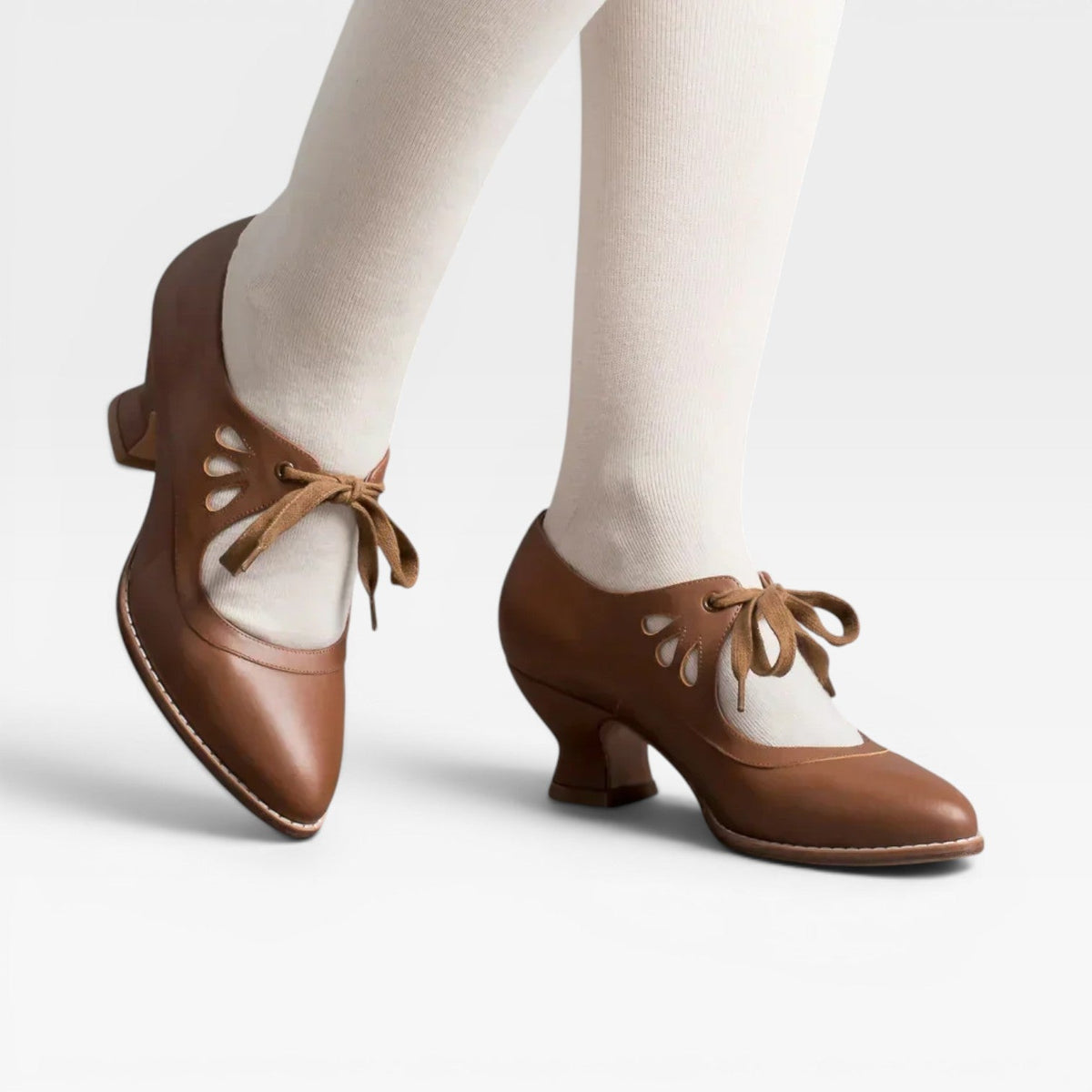 Lace Up Leather Look Pumps, Low Heel Vintage Shoes