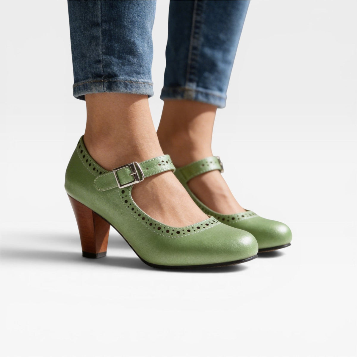 Brogue Mary Jane Pumps, Wooden Block Heel Buckle Strap